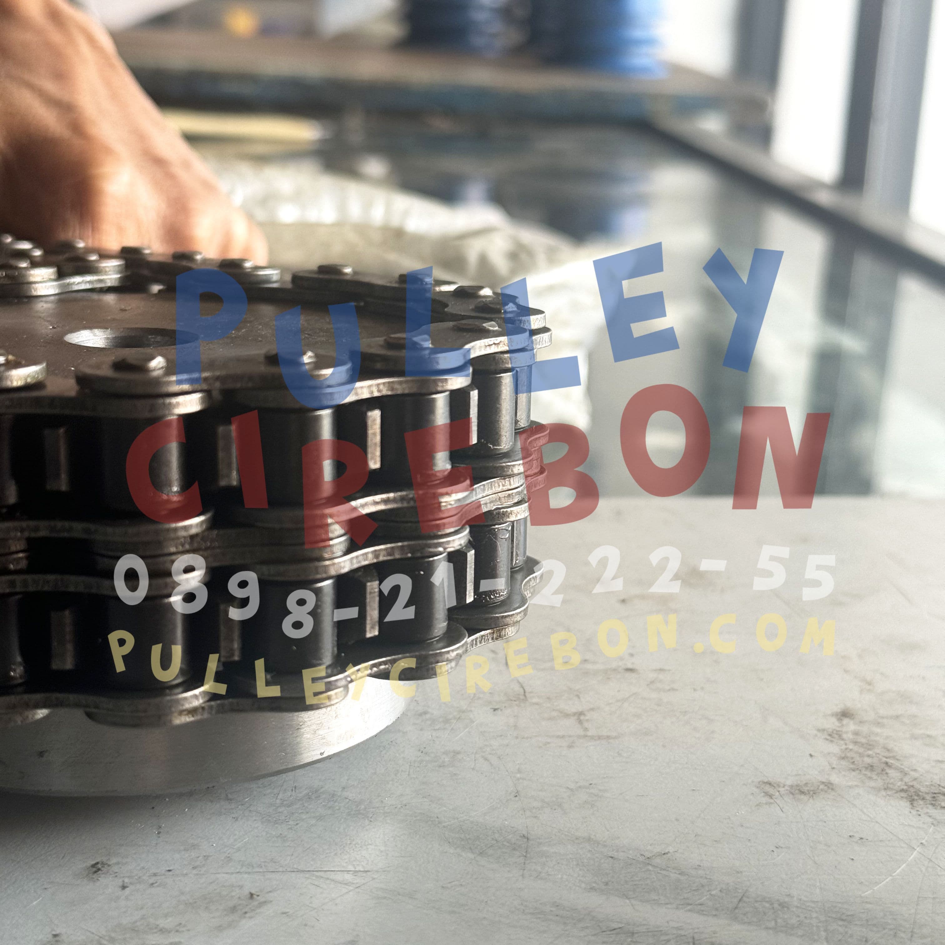 Contoh rantai RS yang digunakan pada mesin industri